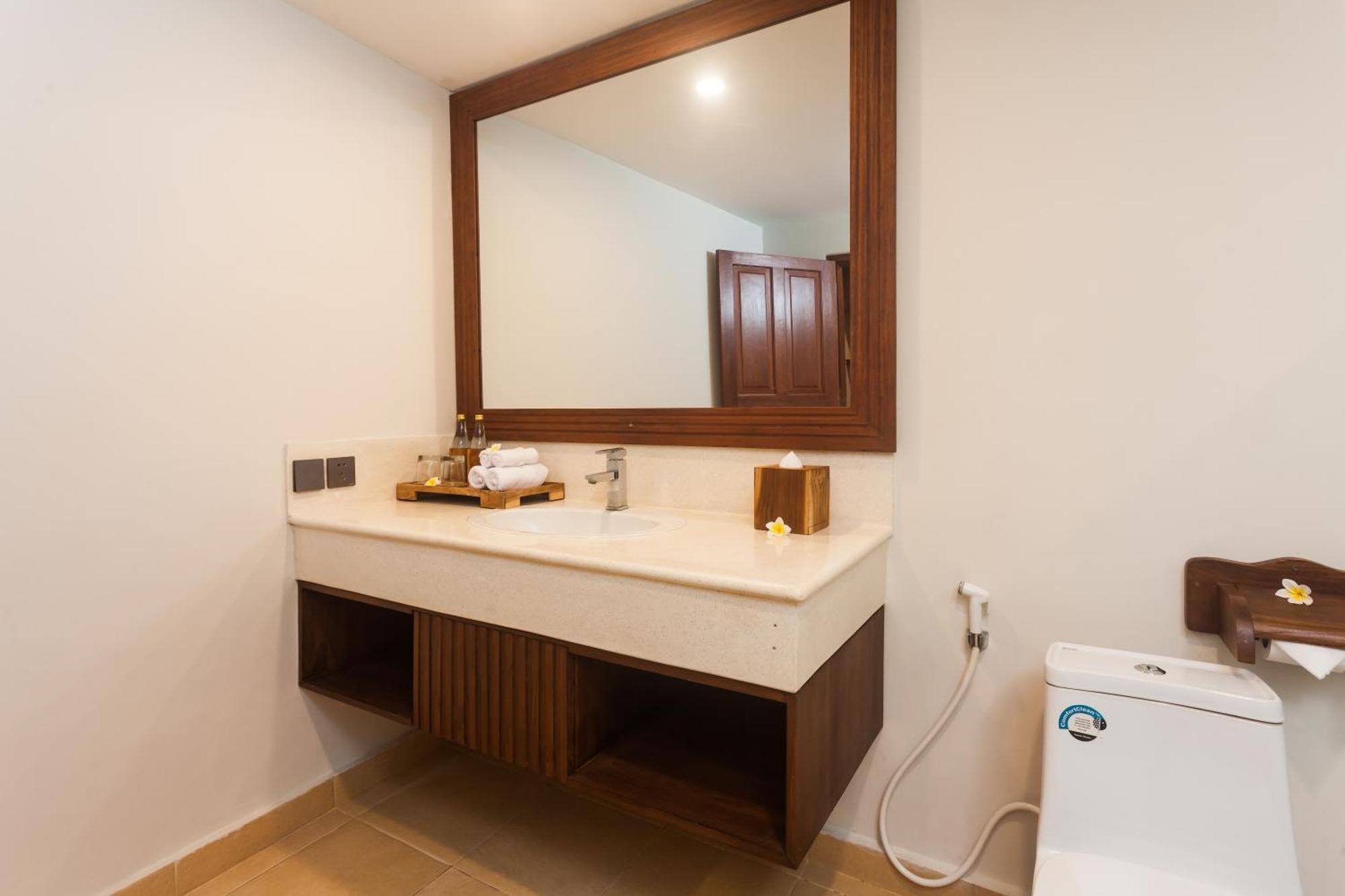 Ghana Villa Seminyak By Pramana Villas Экстерьер фото