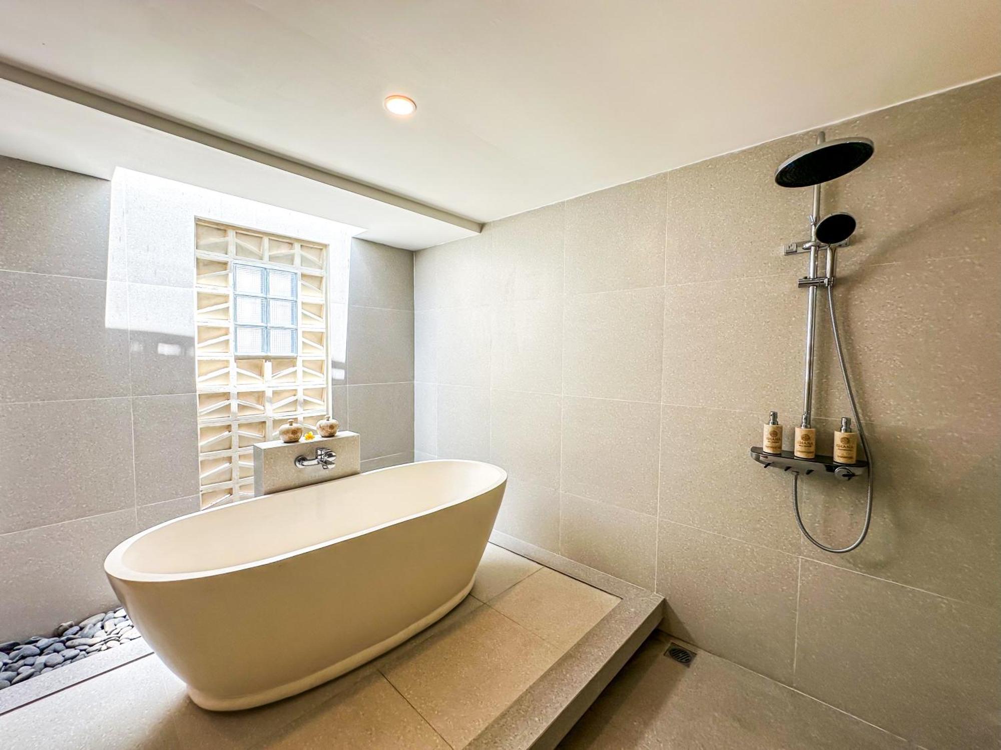 Ghana Villa Seminyak By Pramana Villas Экстерьер фото